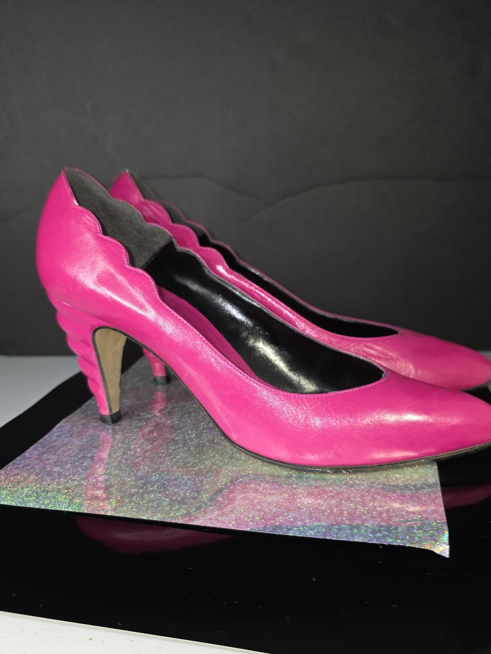 Proxy Vintage 80's Bright Pink Scalloped-Edge Sculpted Heel Women's Pumps Sz 8M - Picture 11 of 17